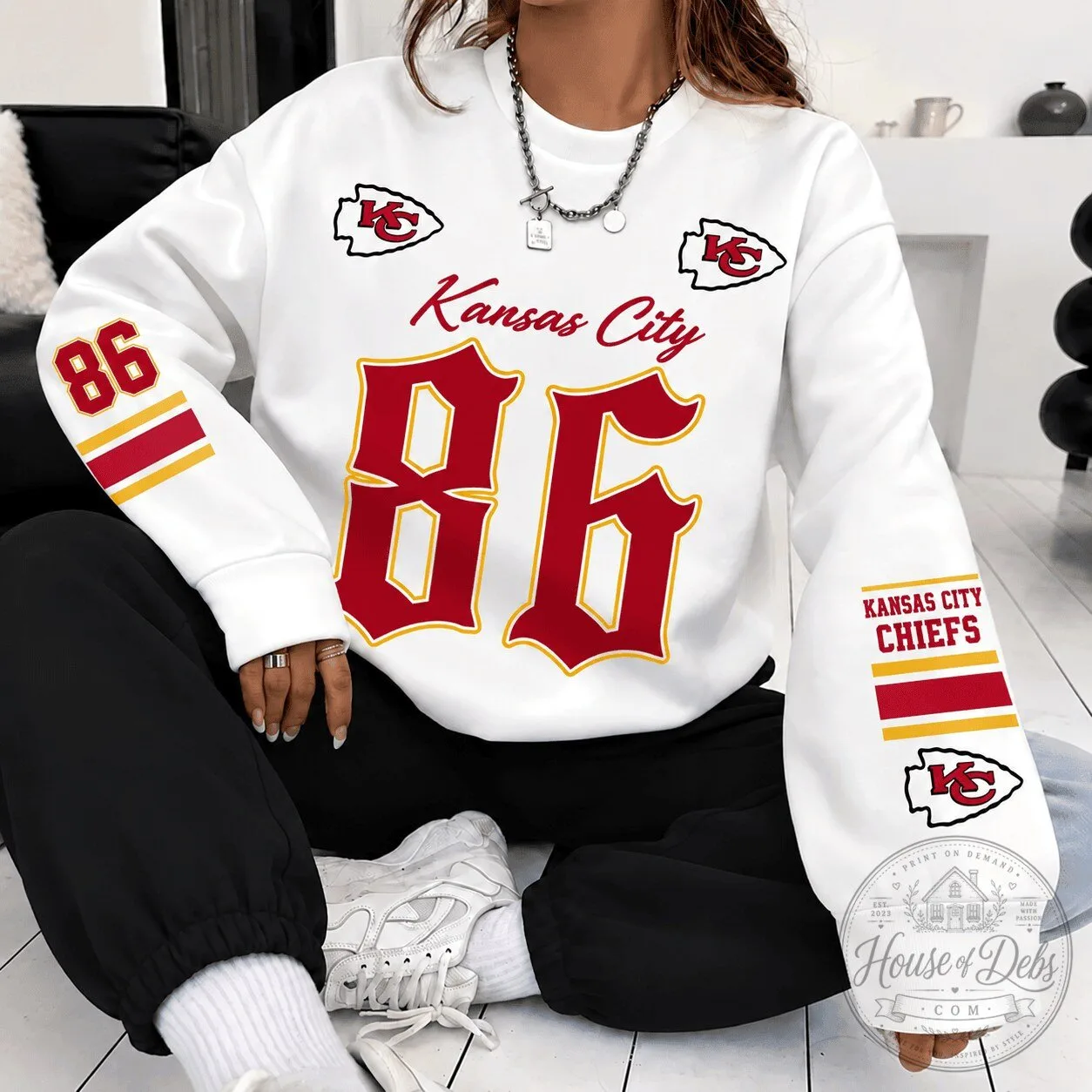 Kansas City Chiefs Football Team Heritage Script Number 86 White Sweatshirt