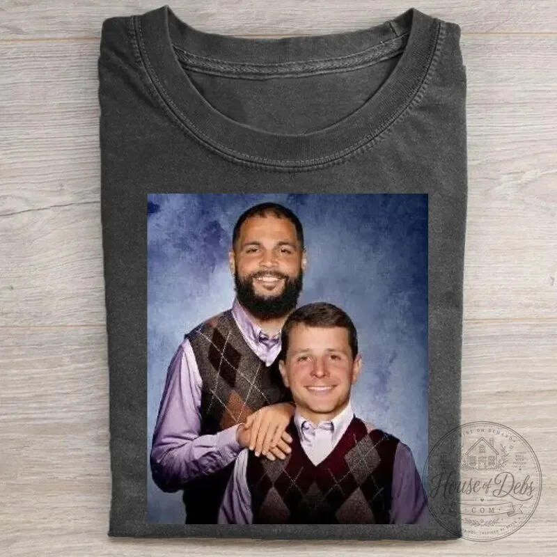 Funny Awkward Family Photo Best Friends Portrait T-Shirt 1 Funny Awkward Family Photo Best Friends Portrait T-Shirt
